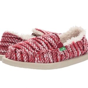 Sanuk Donna Chill Slip On Women’s Size 9